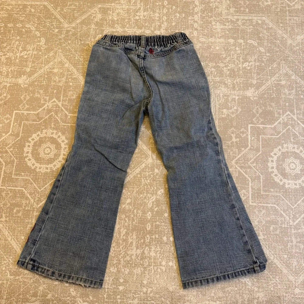 Vintage Old Navy Girls‎ Jeans Size 5 Denim Flare Embroidered Flowers Hearts Kids